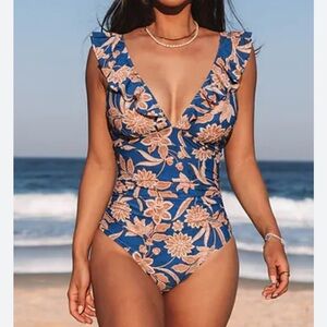 NWT Cupshe Women’s Floral Blue and Tan Ruffle One Piece Small Swimsuit
